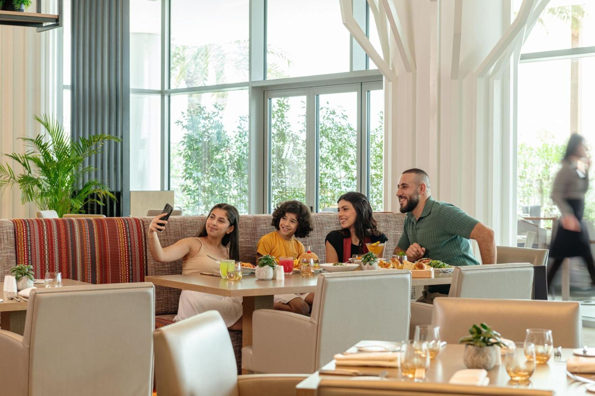 Marriott Marquis Dubai Hotel Exterior photo